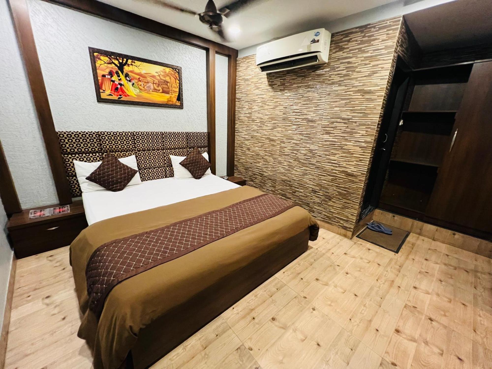 Hotel Sabera 西里古里 外观 照片
