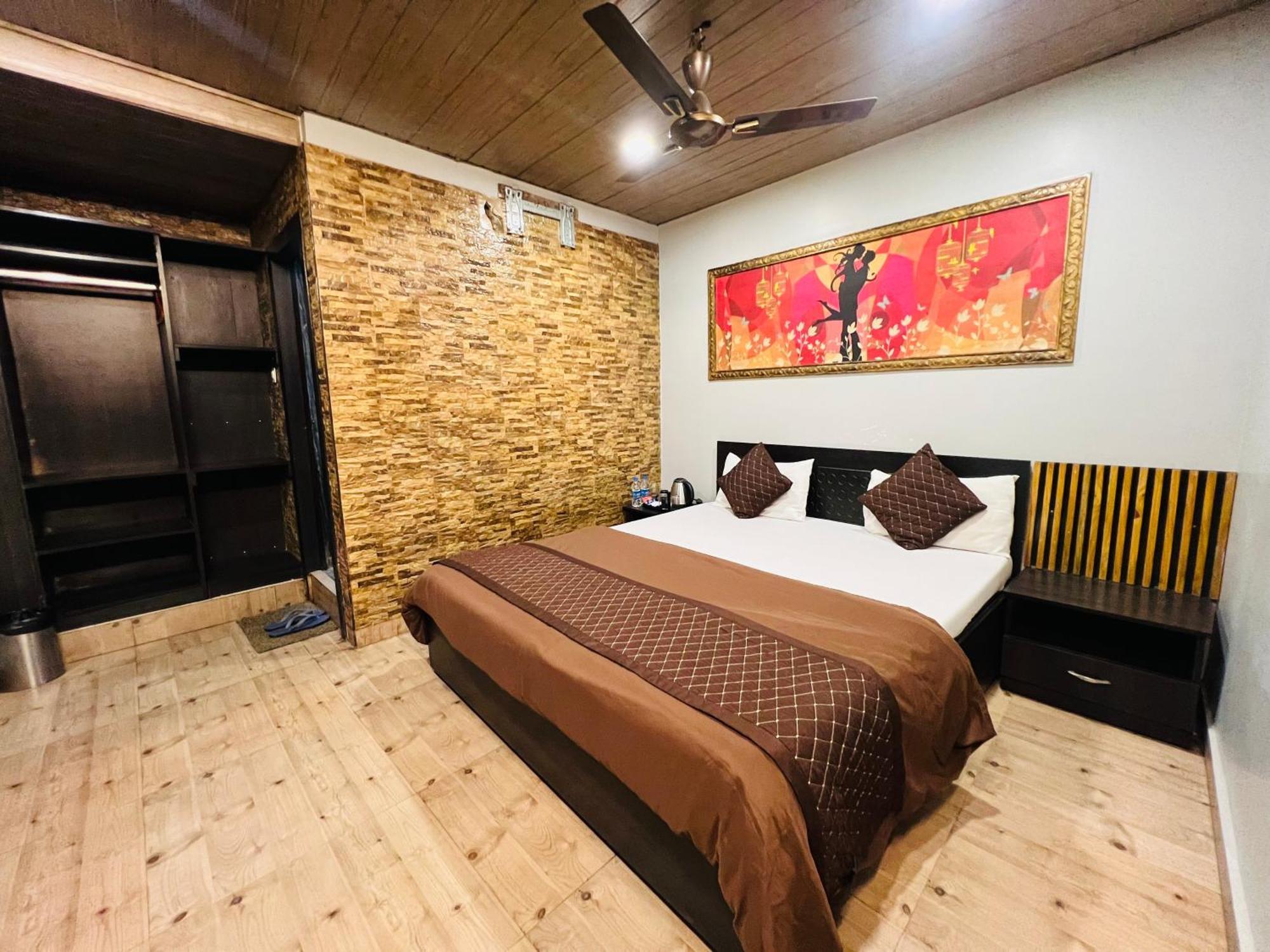Hotel Sabera 西里古里 外观 照片