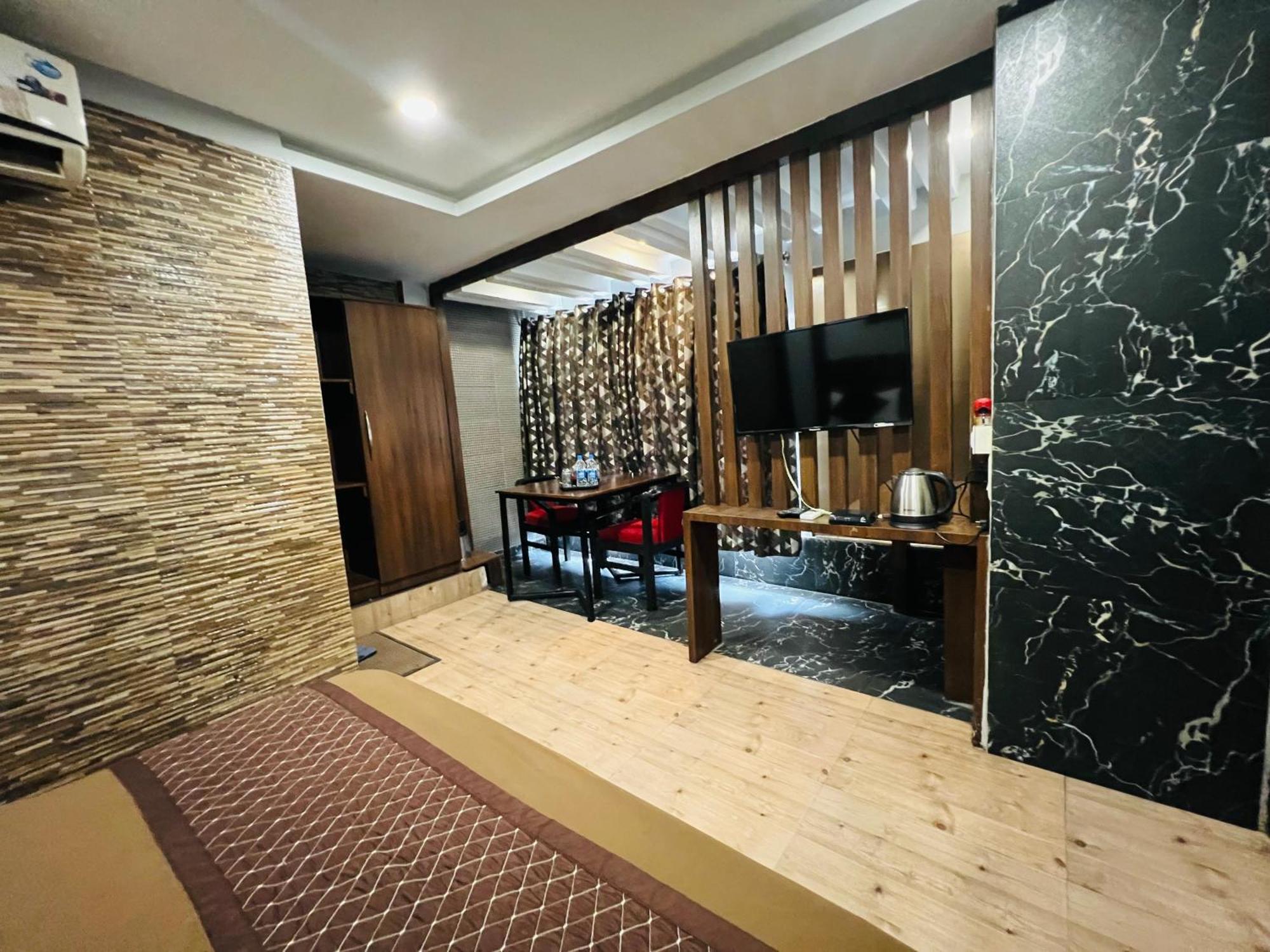Hotel Sabera 西里古里 外观 照片