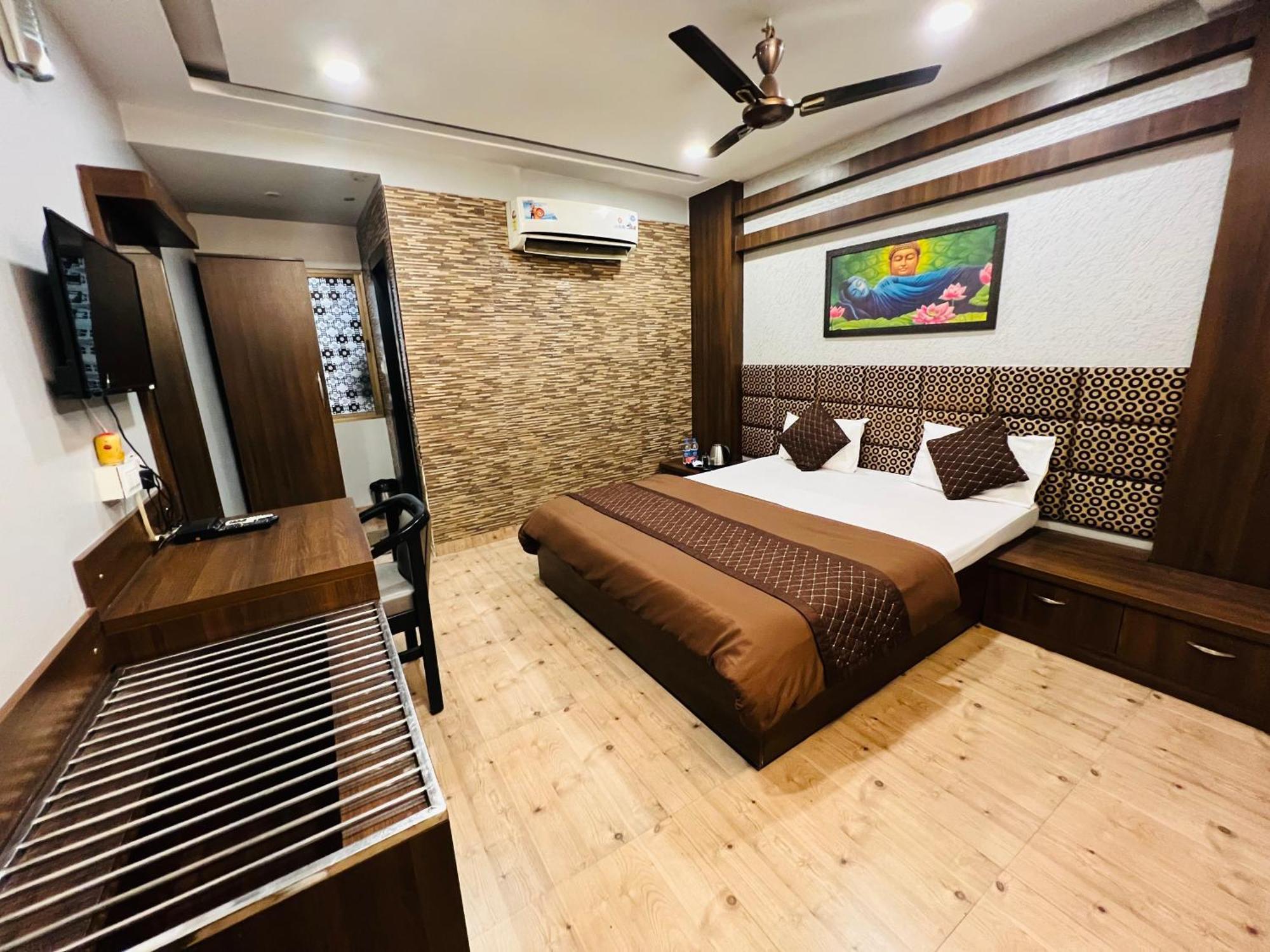 Hotel Sabera 西里古里 外观 照片