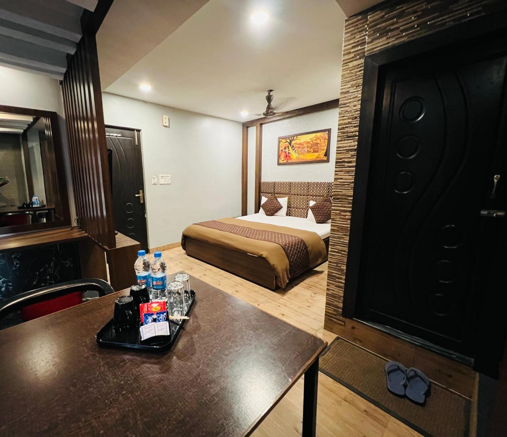 Hotel Sabera 西里古里 外观 照片