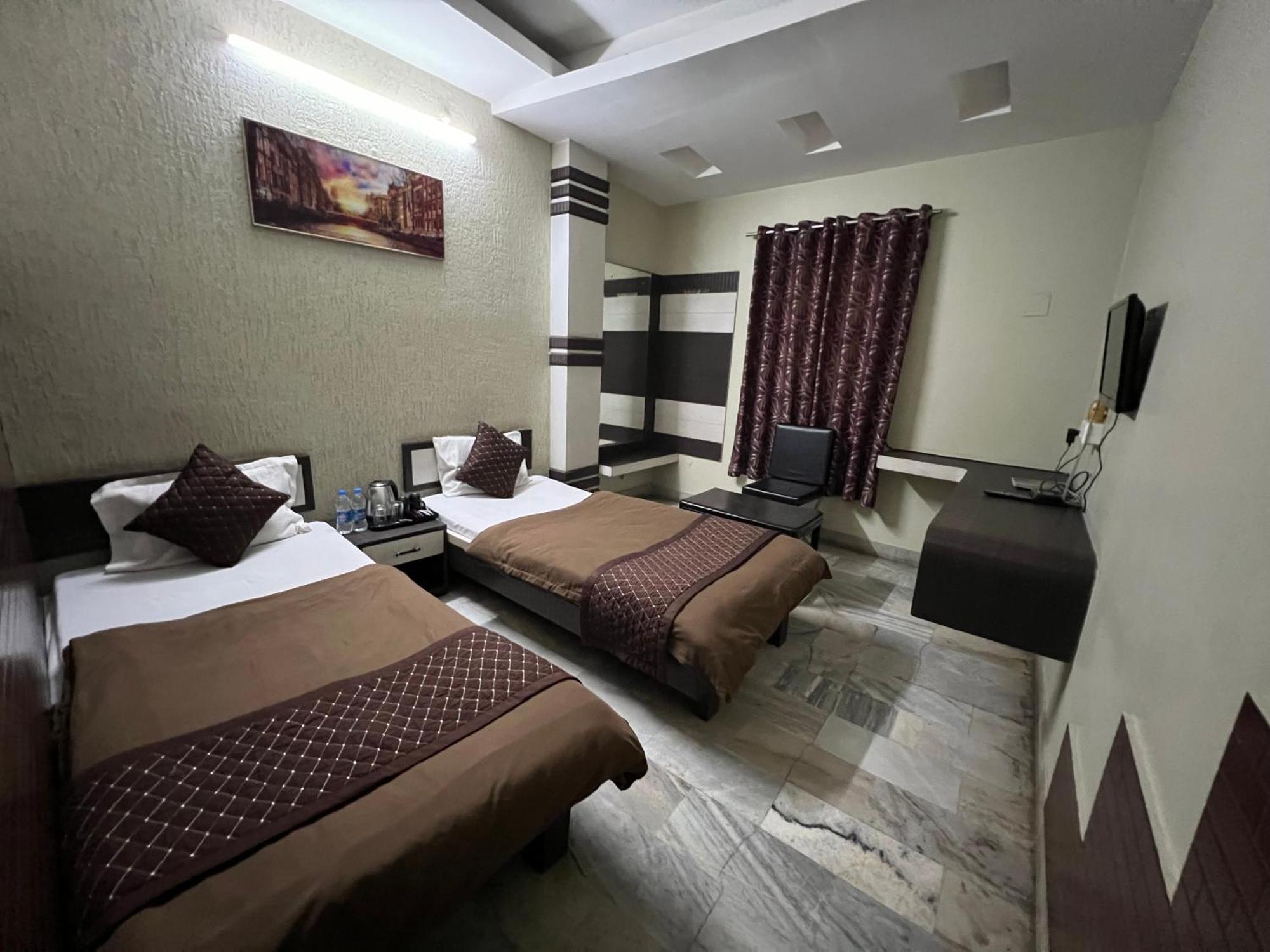 Hotel Sabera 西里古里 外观 照片