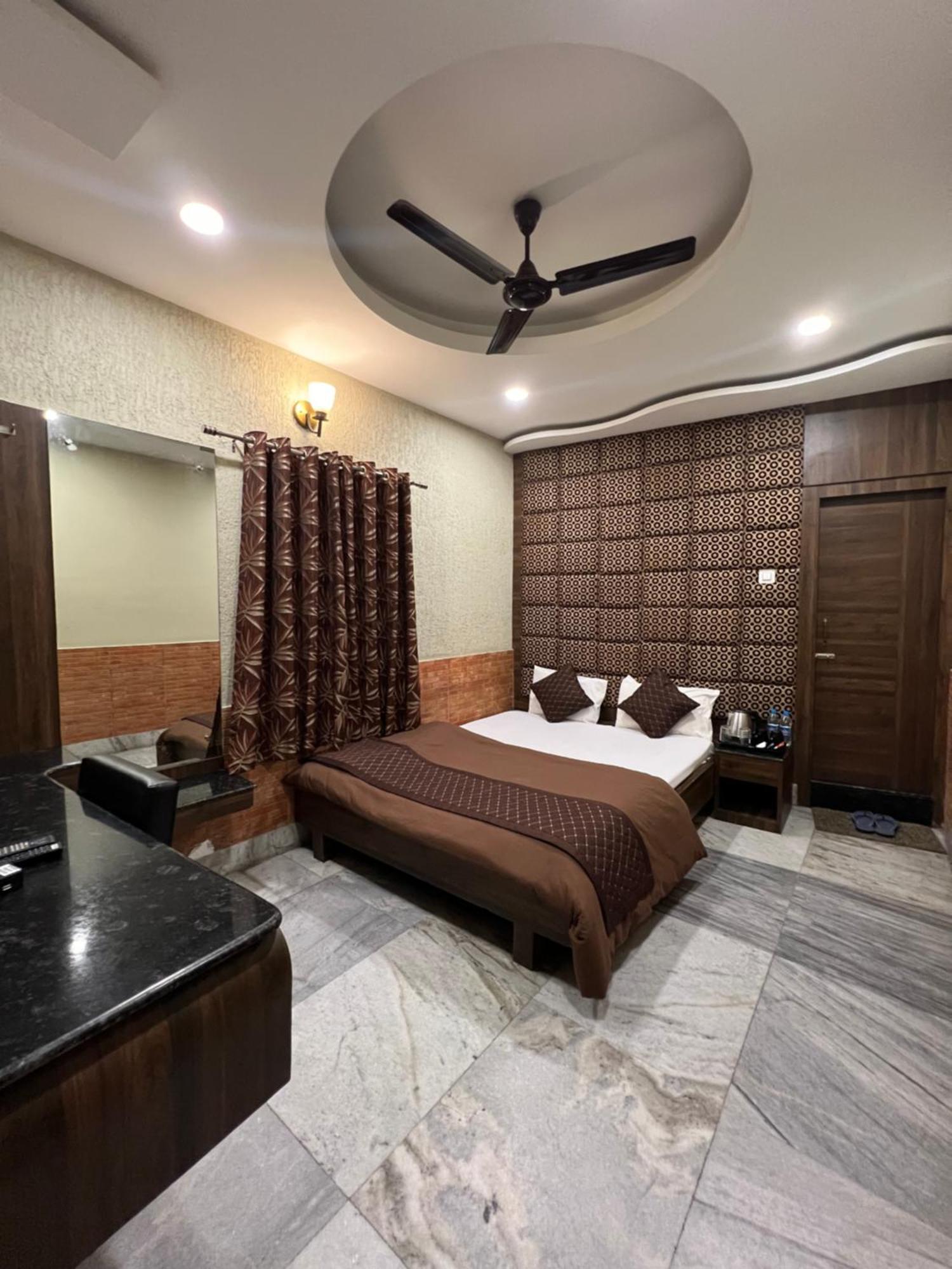 Hotel Sabera 西里古里 外观 照片