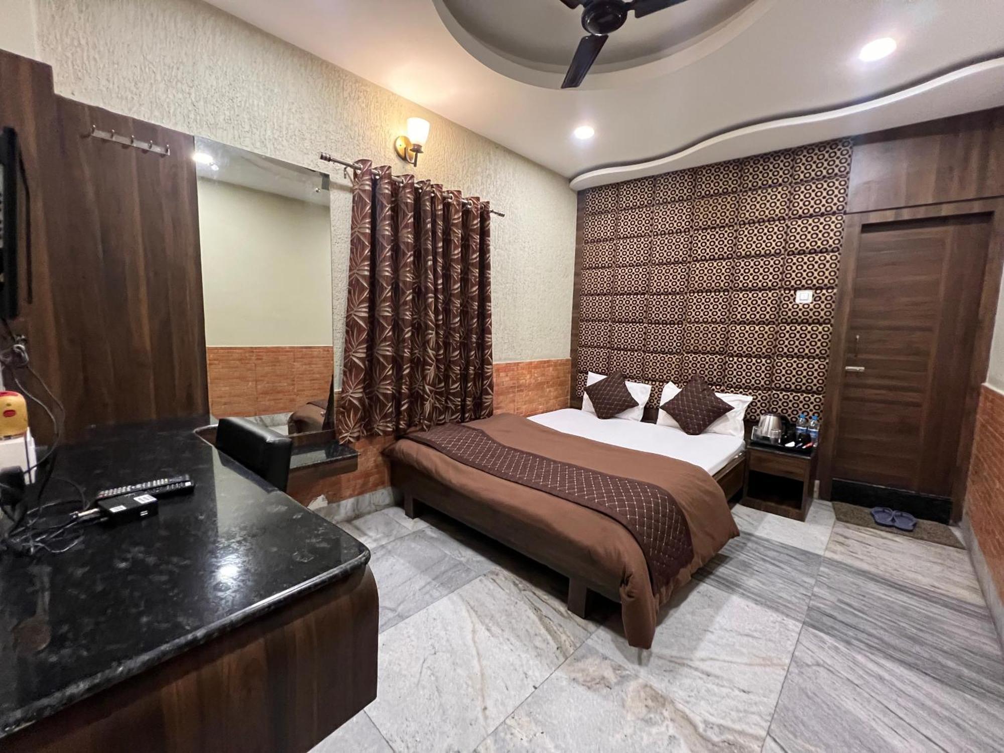 Hotel Sabera 西里古里 外观 照片