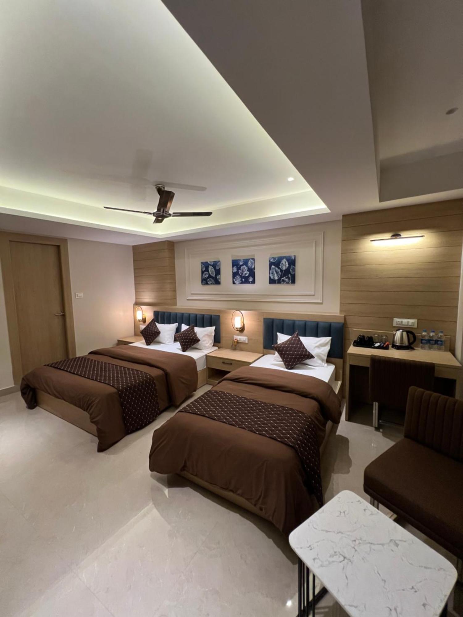 Hotel Sabera 西里古里 外观 照片