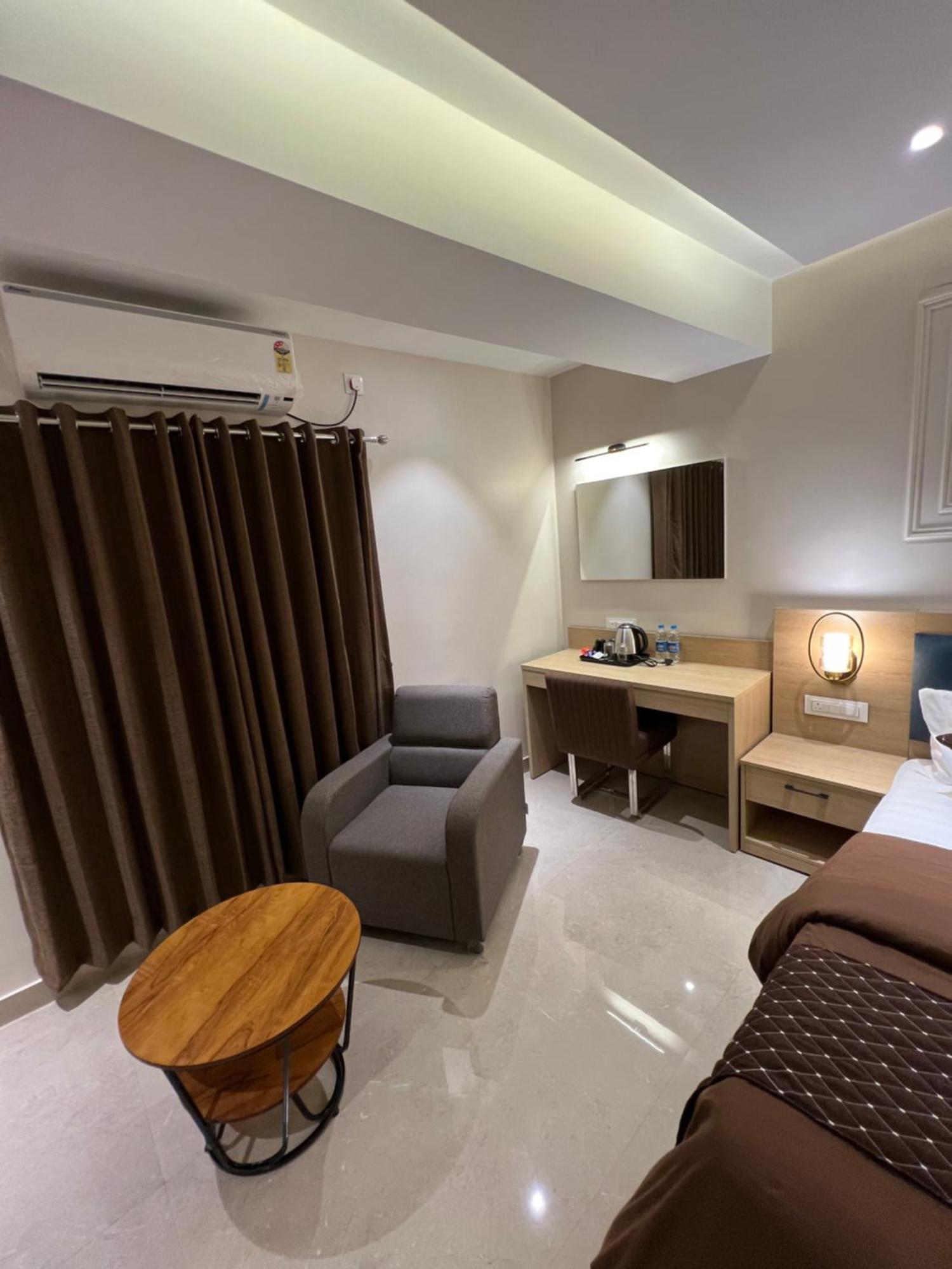 Hotel Sabera 西里古里 外观 照片