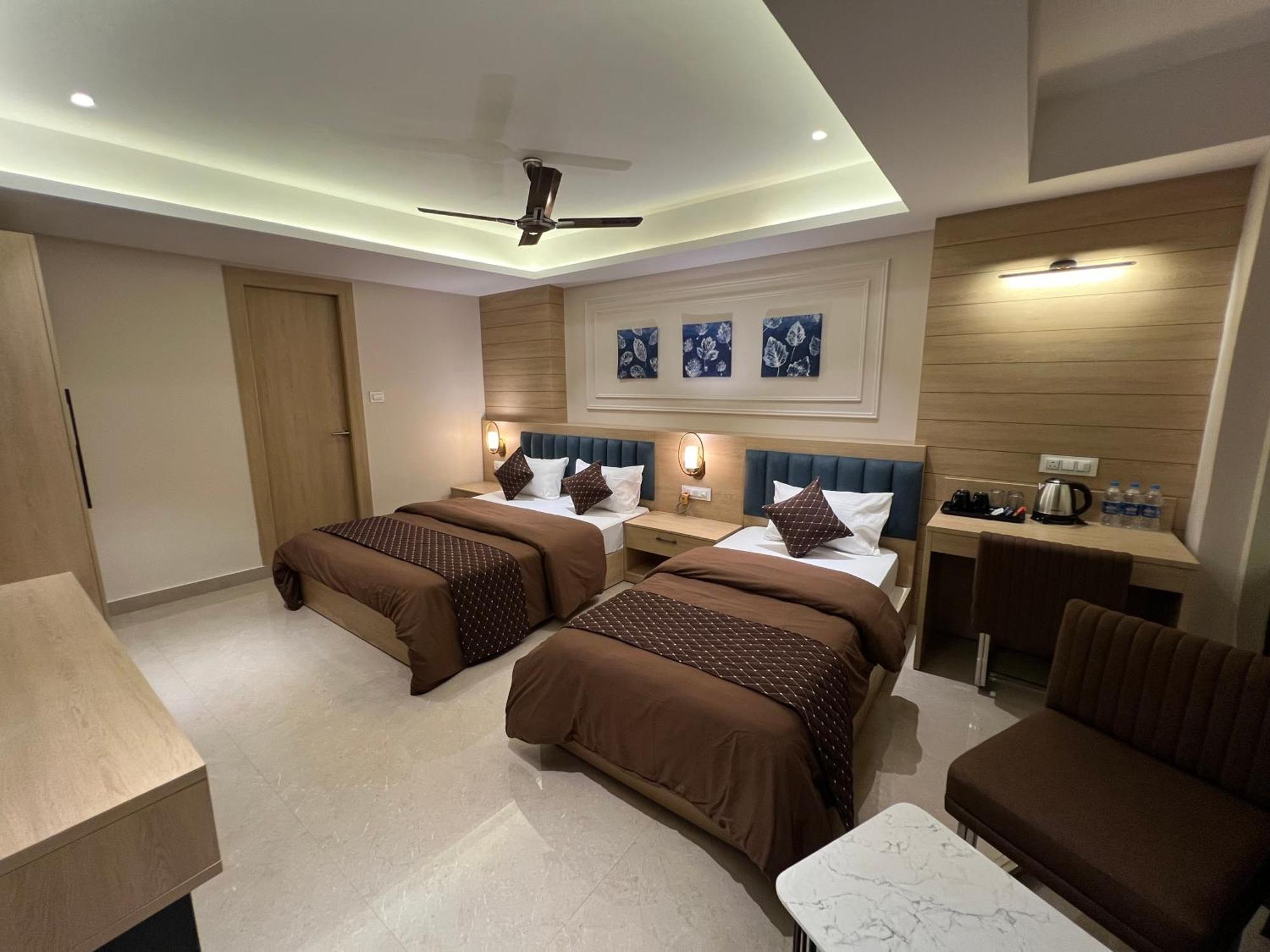 Hotel Sabera 西里古里 外观 照片