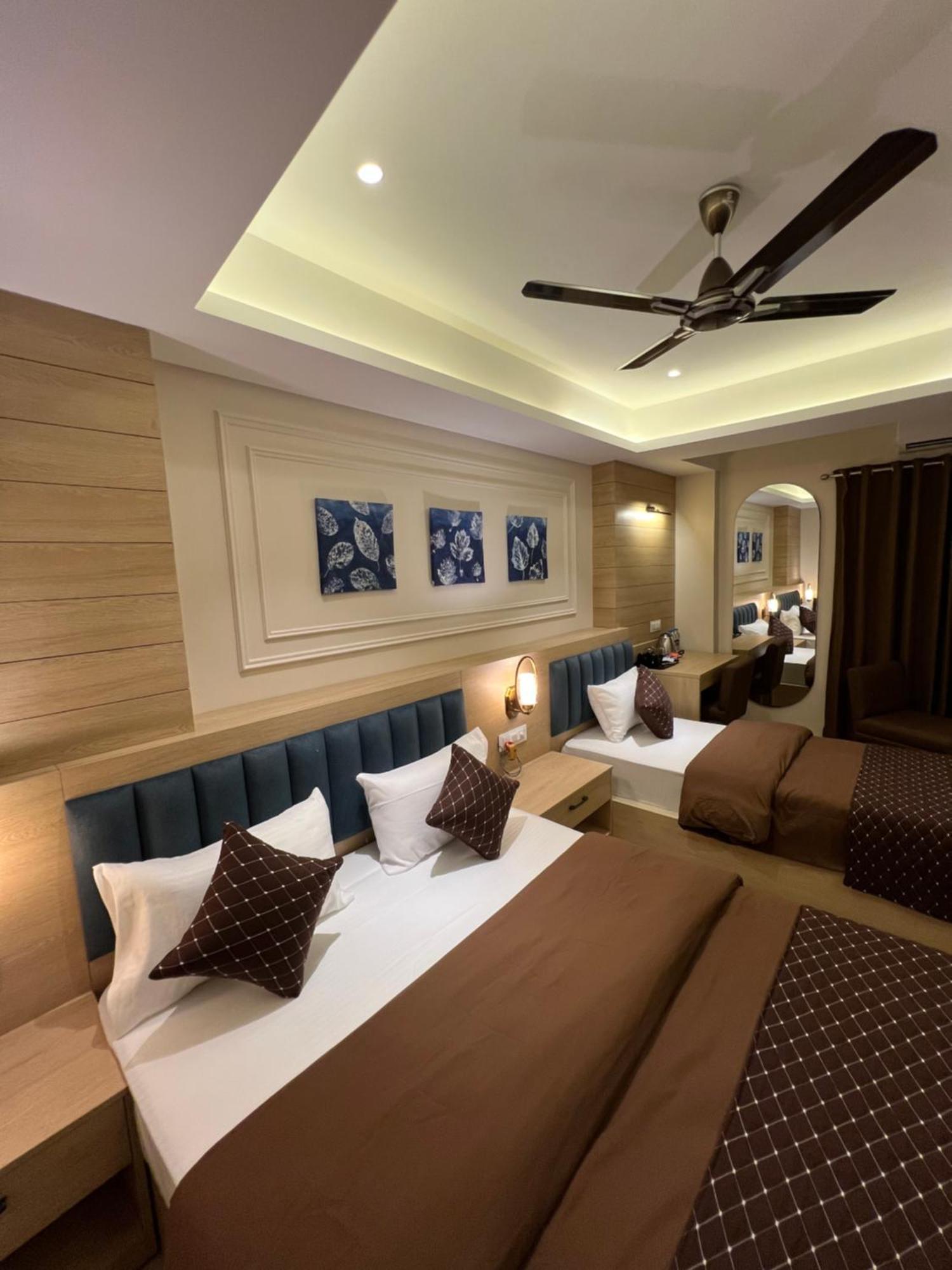 Hotel Sabera 西里古里 外观 照片