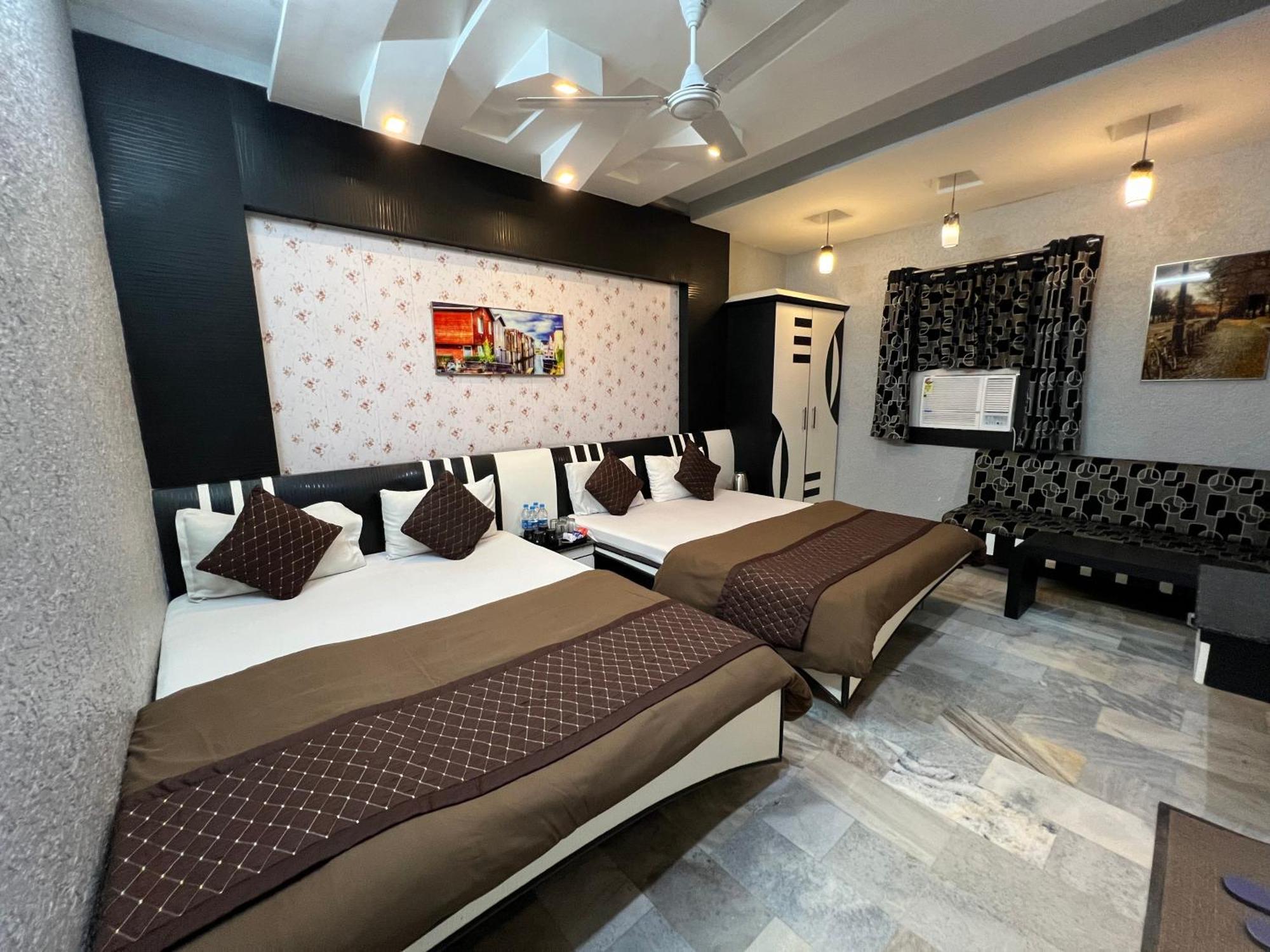 Hotel Sabera 西里古里 外观 照片